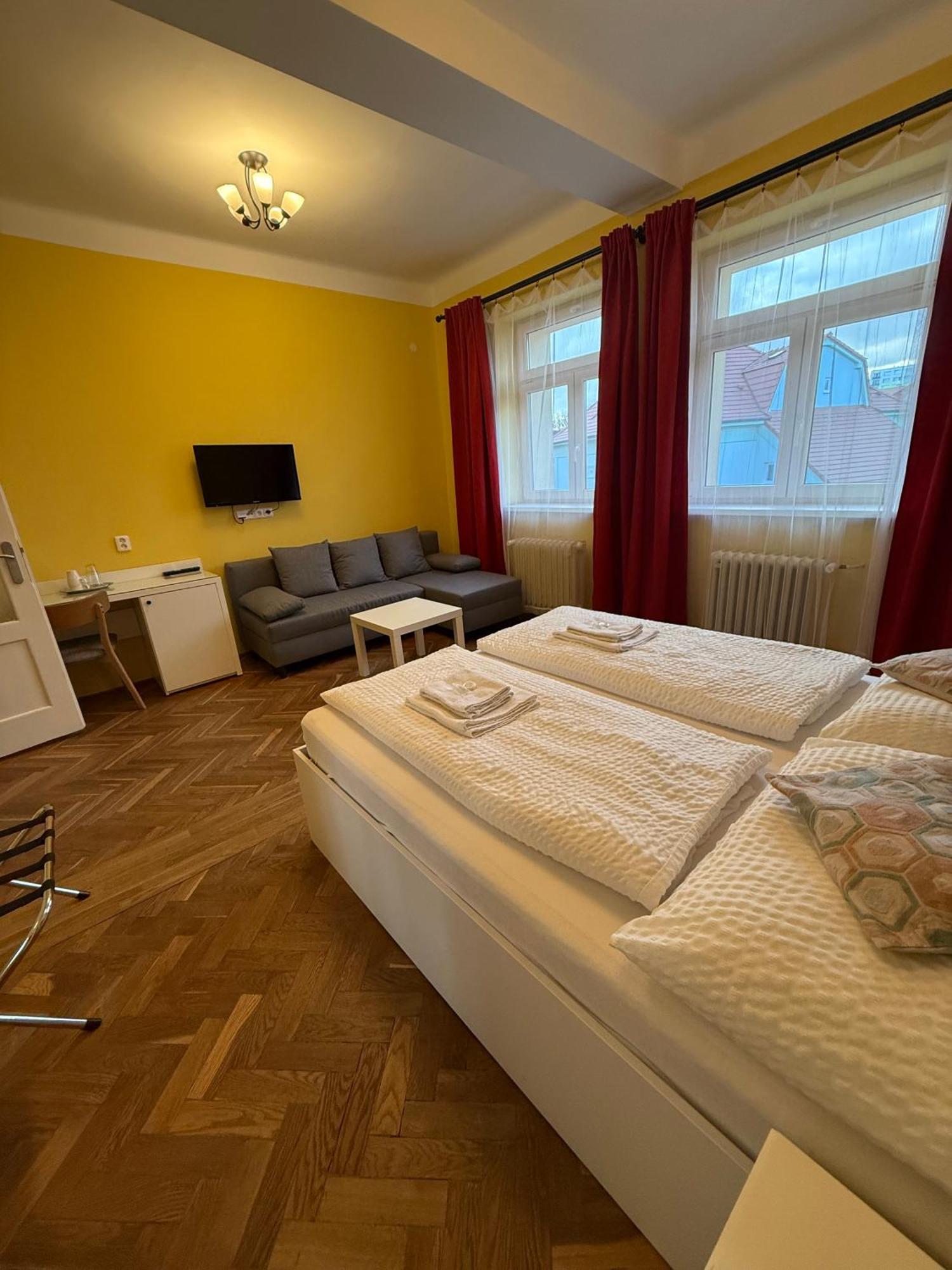 Penzion Radost Poděbrady Exteriör bild